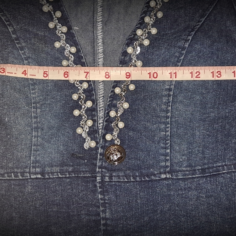 Jean jacket - Picture 4 of 8